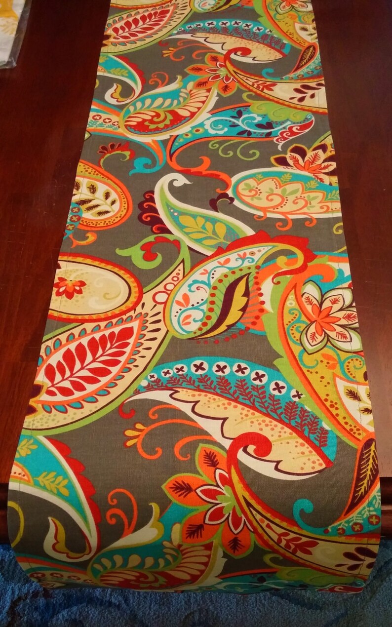 New Best Er Lined Whimsy Paisley Table Runner Top Image 0