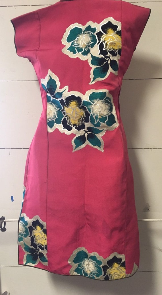 1950 S 60s Dress Asian Qipao Cheongsam Embroidered Gem 1950 S 60s Dress Asian Qipao Cheongsam Embroidered Gem
