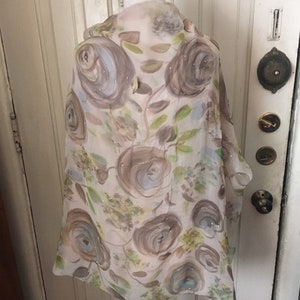 A. Sulka & Company bufanda de gasa de seda bufanda floral 32&quot; por 32&quot;
