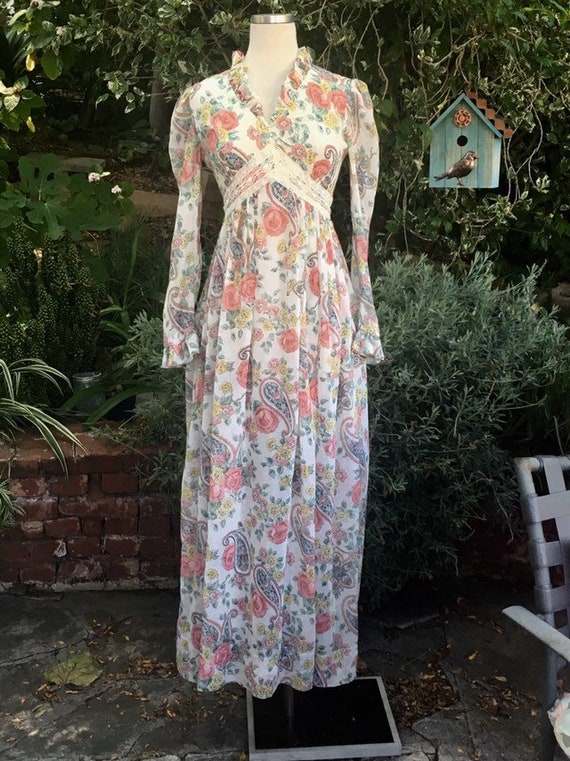 70s maxi dress/ Puff Sleeve bohemian ivory hippie