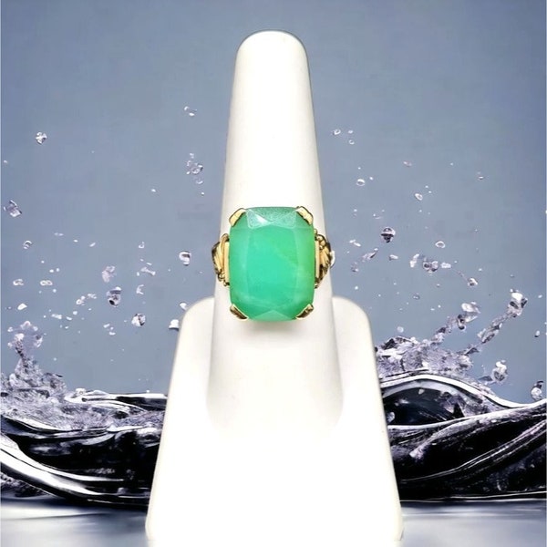 Antique Art Deco 14k Gold Emerald Cut Chrysoprase Edelstein Ring