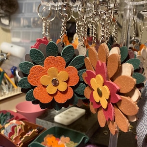 genuine handmade medium leather flower purse flair keychain