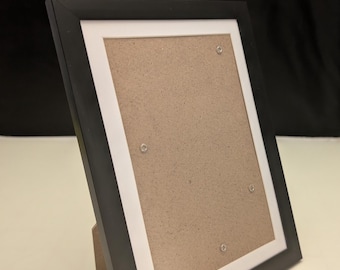 Zwarte fotolijst van 5 x 7 met witte passe-partout: veelzijdig fotodisplay