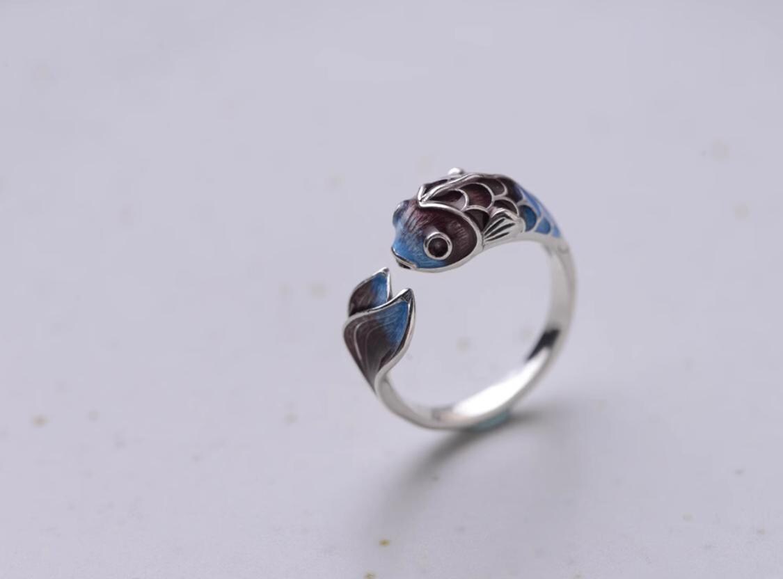 Collana Con Ciondolo A Forma Di Pesce Koi Articolato In Smalto Sterling Vintage Con Catena In Argento Sterling Da 18", Arancione E Blu - Italia - Foto 5