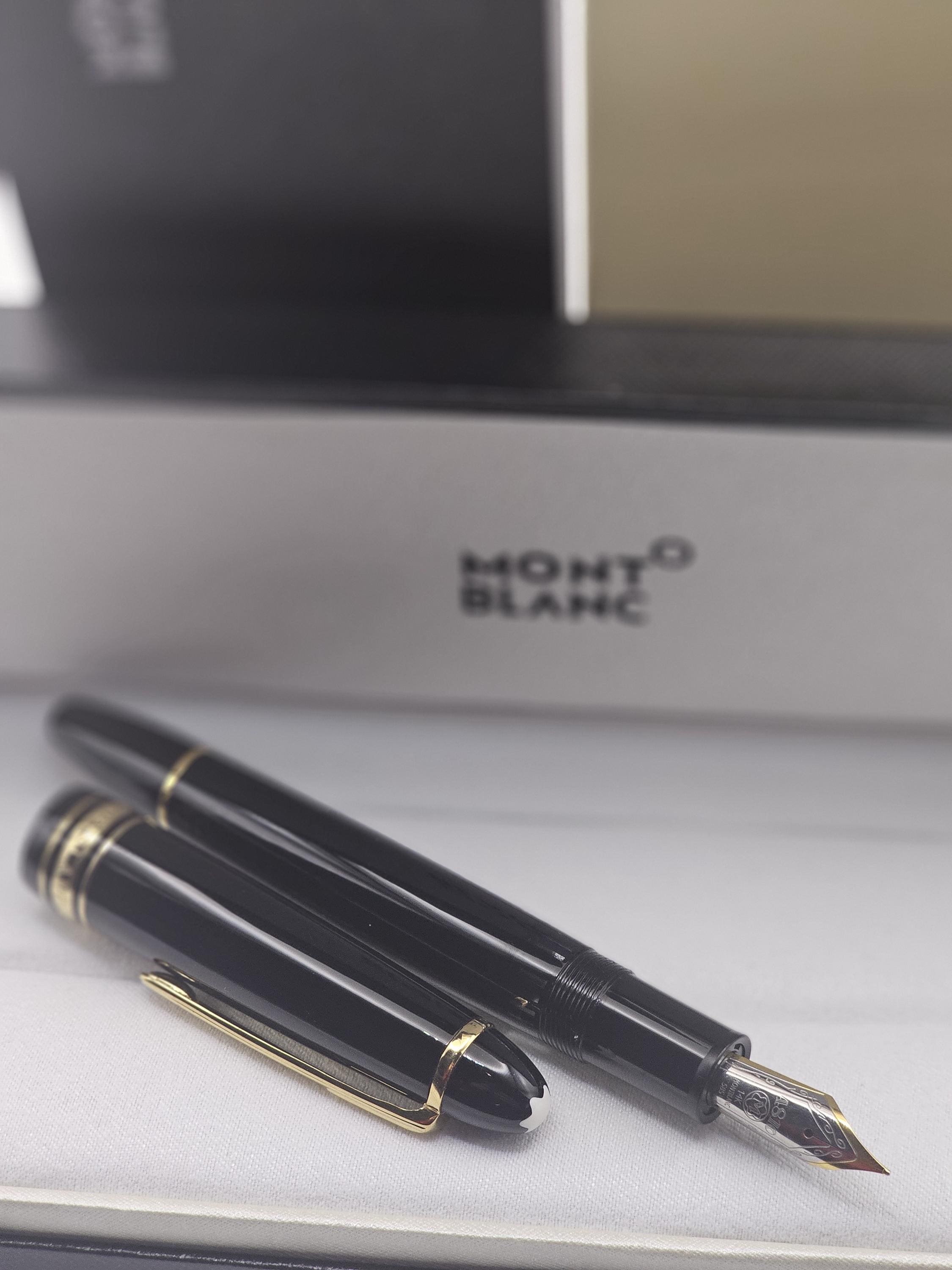 未使用品　モンブラン　ノートブック146 　グレー　シルバーカット 未使用品 モンブラン ノートブック146 グレー シルバーカットの通販は