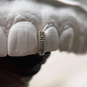 Iced Out Diamond Gap Filler Cap– Custom Made Gold & Silver Grillz | Personalized Grillz Sets FREE Mold Kit + Free Shipping!