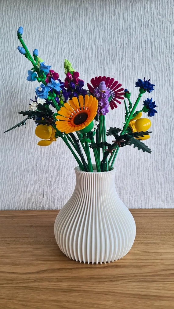 3D Printed Vase for LEGO® Flowers: Ribbed Modern Display