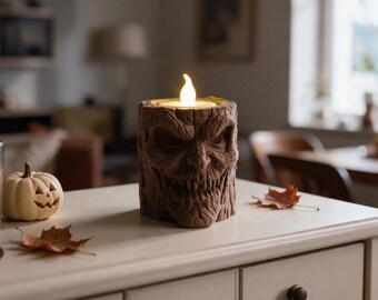 Gruseliger Teelichthalter in Baumform – Halloween-Kerzendekoration in Baumform