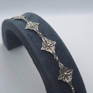 Filigranarmband i sterlingsilver | Geometrisk blomdesign, minimalistiska eleganta smycken