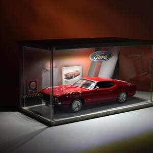 1:64 Diecast Display Case with LED Lights – Hot Wheels Diorama Garage – Stackable Car Storage for 1/64 & 1/24 Models