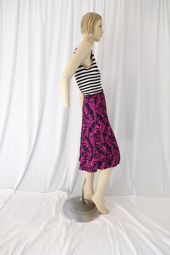 high waist skirt fuchsia black leaves vintage 198… - image 6