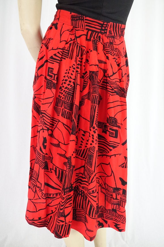 soft rayon abstract print red black skirt vintage… - image 7