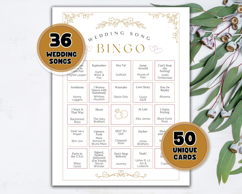 Puede incluir: Un juego de bingo de canciones de boda con fondo blanco y detalles dorados. El juego incluye 36 canciones de boda y 50 tarjetas &uacute;nicas. El texto del juego incluye t&iacute;tulos de canciones y nombres de artistas.
