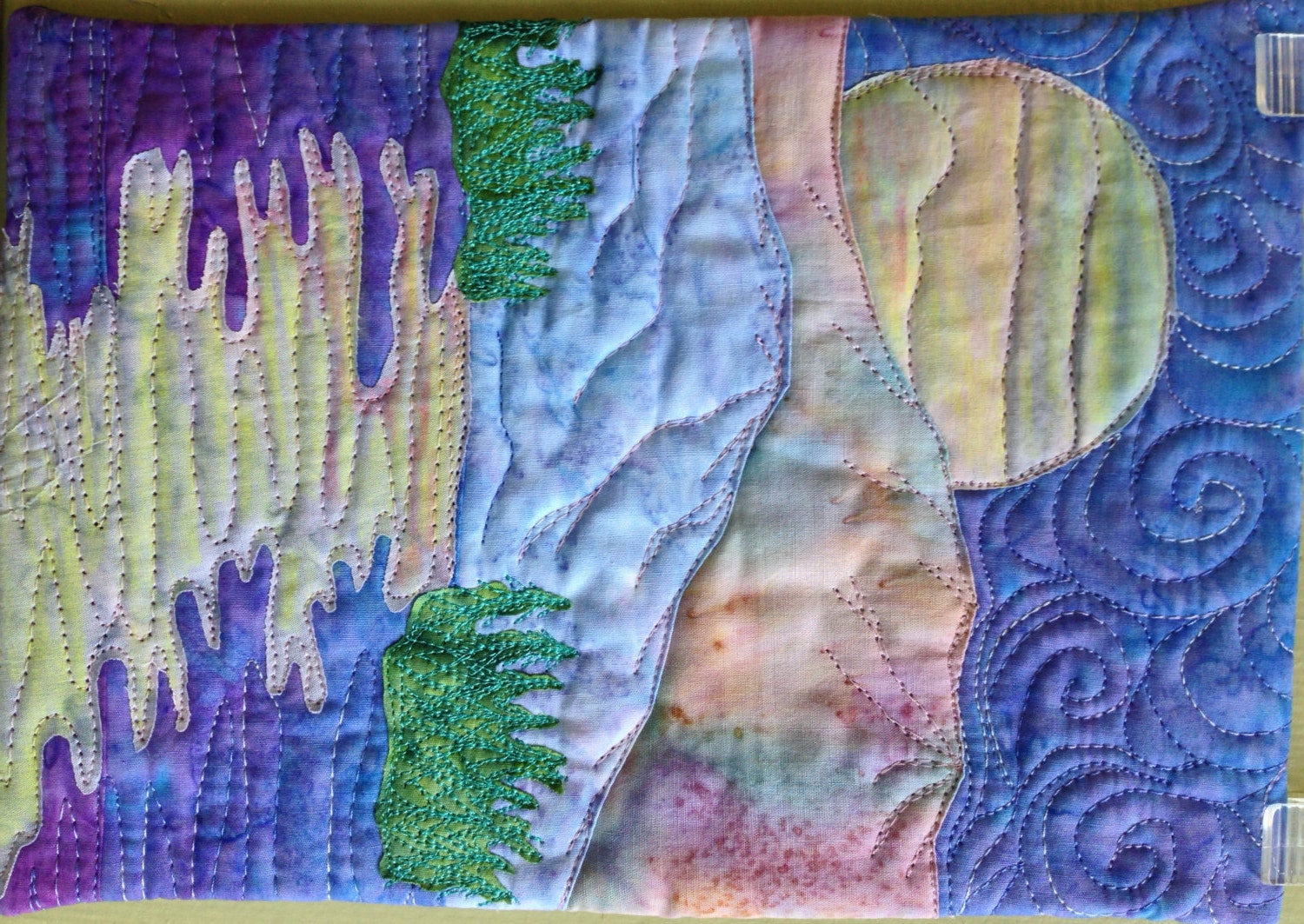 Easy landscape art quilt pattern tutorial : moon over the | Etsy