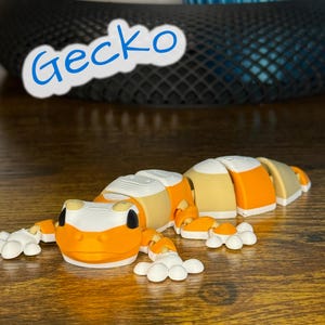 Flexi Articulated Gecko – Grabby Gecko Fidget Lizard | Bulk Discounts