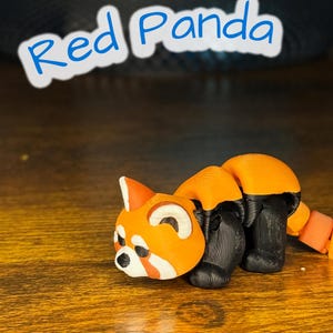Panda rojo articulado flexible: adorable juguete impreso en 3D / Regalo de panda rojo estridente / Descuento por volumen