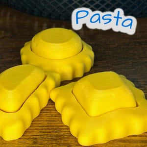 Pressy Pasta Clickers – Set de 3 juguetes antiestrés impresos en 3D / Raviolis, Mezzelune y Girasoli / Lindo juguete de pasta para aliviar el estrés / Descuento por volumen