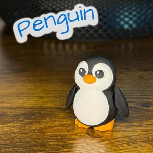 Pingüino Regordete – Juguete articulado impreso en 3D con patas flexibles / Descuentos por volumen