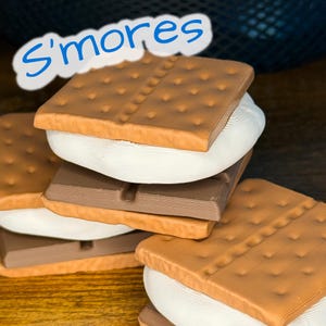 S’more Fidget Clicker - Niedliches 3D Gedrucktes Spielzeug | Marshmallow Lagerfeuer Stressabbau | Mengenrabatt