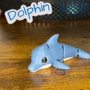 Articulated Dolphin Toy – 3D Printed Blue Diving Dolphin with Moving Joints – Ocean Animal Gift for Kids & Collectors