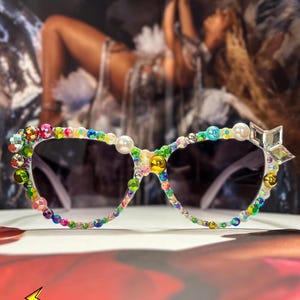 Óculos de sol personalizados com strass da Beyoncé (prontos para a turnê do Cowboy Carter!)