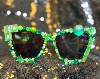 Women\'s Green Patterned Oval Sunglasses with Rhinestone Accents Green Oval Sunglasses: Rainbow Rhinestone Embellished Frames  main image 3