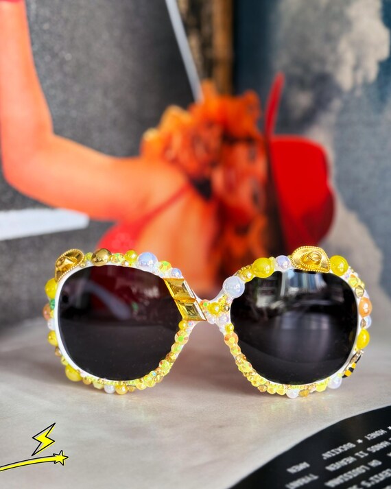 Cowboy Rhinestone Sunglasses (beyonce Tour Ready!) - Etsy display picture 3