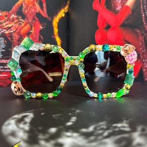 Óculos de sol personalizados estilo cowboy com strass (prontos para a turnê Cowboy Carter da Beyoncé!)