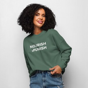 Women’s organic crew neck sweatshirt