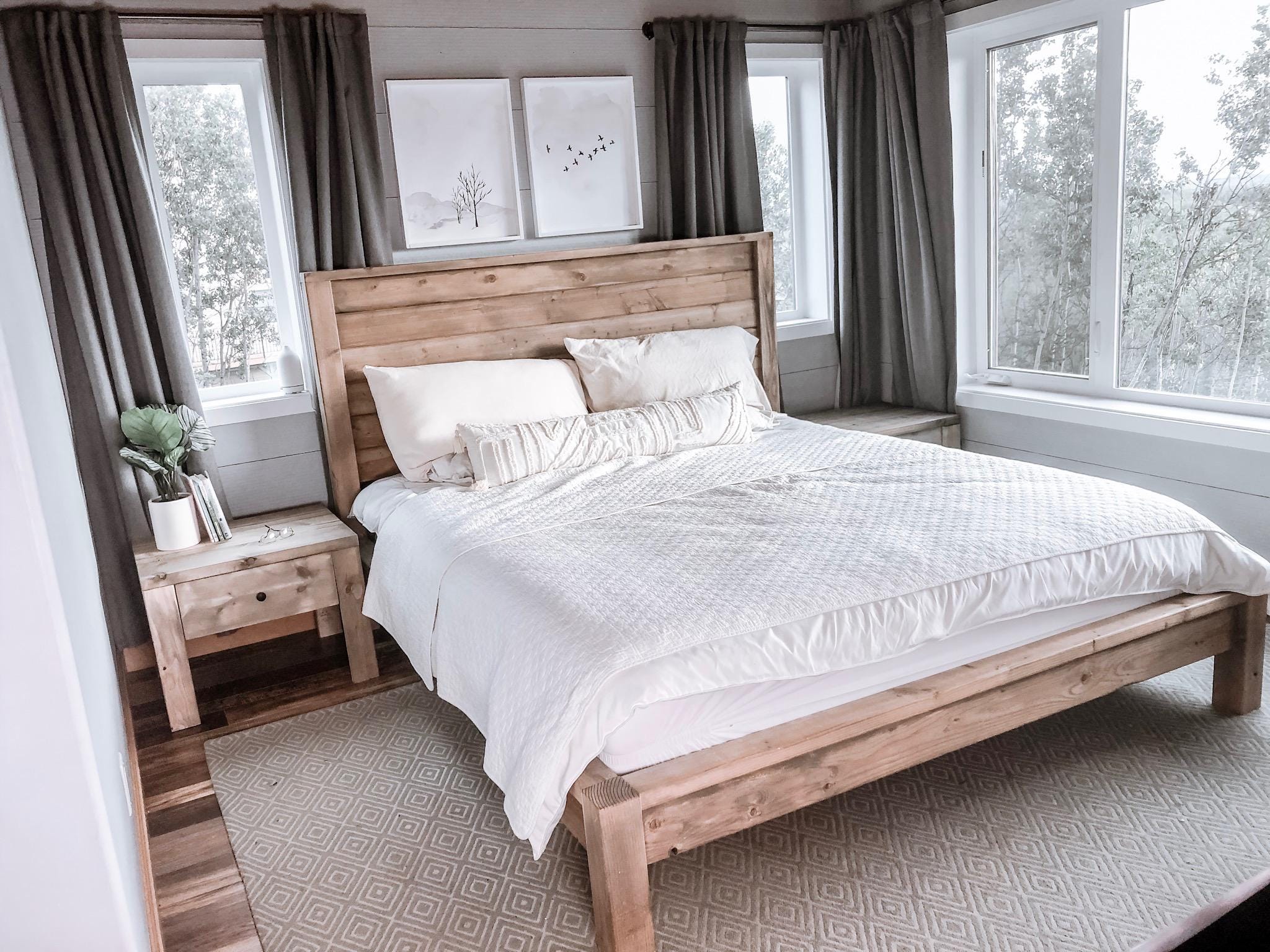 Cama Rústica Con Almohada Para Casa De Muñecas – Escala 1:12 – Fabricada En Alemania – Diseño Sofisticado Y Detallado – Ideal Para Muñecas Y Decoración De Miniaturas