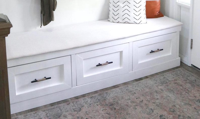 Mudroom Bench With Easy Drawers – DIY Woodworking Plans for a ...