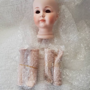 Vintage Porcelain Doll Head & Bust Necklace Wig 20 William Tung