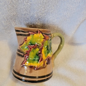 Caldas Portugal Maple Leaf Pitcher