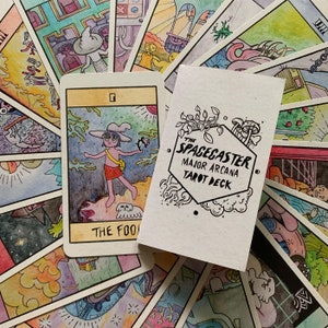 Spacecaster Tarot Midnight Gospel Fan Art / 22 Grote Arcana-kaarten + 4 orakelkaarten