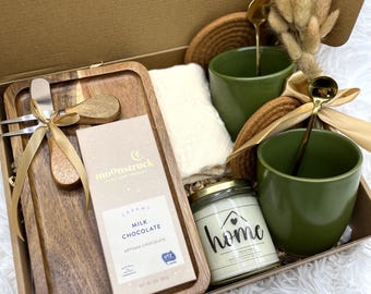 Cozy Home Gift Box | Green Mug Set with Candle & Chocolate | Housewarming Gift Basket | Relaxation Box | Hostess Gift Idea| Real Estate Gift