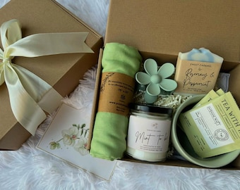 Birthday Gift Box, Hygge Gift Set, Send a hug, Cozy care package, Self Care Gift set, Gift Set for Her, Comfort Gift Box