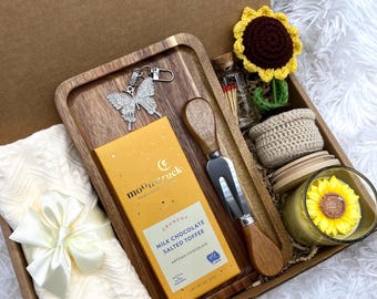New Home Housewarming Gift Box, Cozy Home Gift Set, Congratulations on Your New Home, Unique Closing Gift Basket, Realtor Gift Idea
