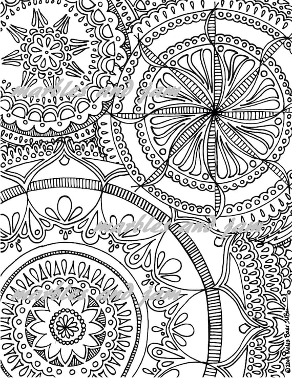 Coloriage mandala imprimable pour adulte avec trois mandalas qui