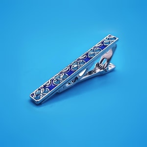 Blaue Emaille Krawattenklammer: Silber Gemusterte Krawattenklammer
