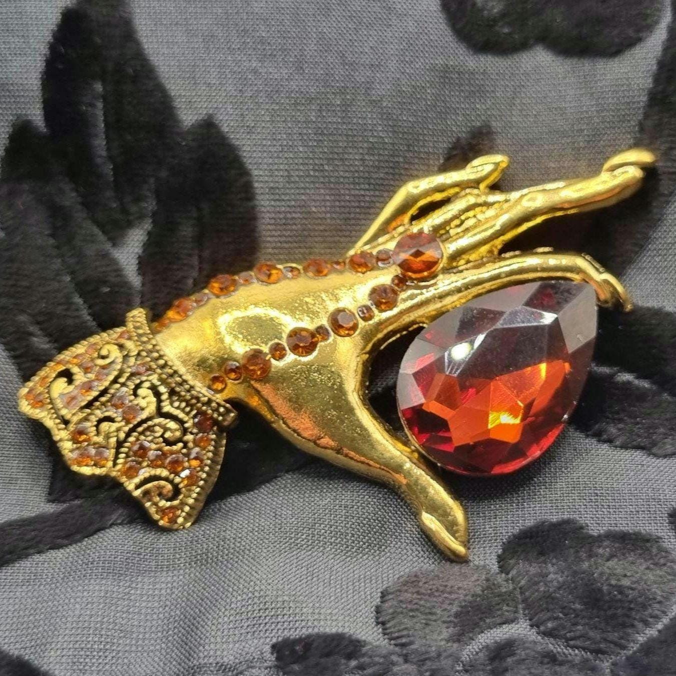 Antique ruby brooch - Etsy 日本 Antique ruby brooch - Etsy 日本