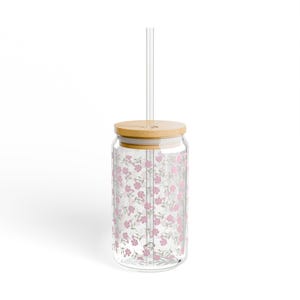 Pink Floral Iced Coffee Glass with Bamboo Lid, Eco-Friendly Drinkware for Home, Summer BBQs, Outdoor Gatherings, Gift for Her