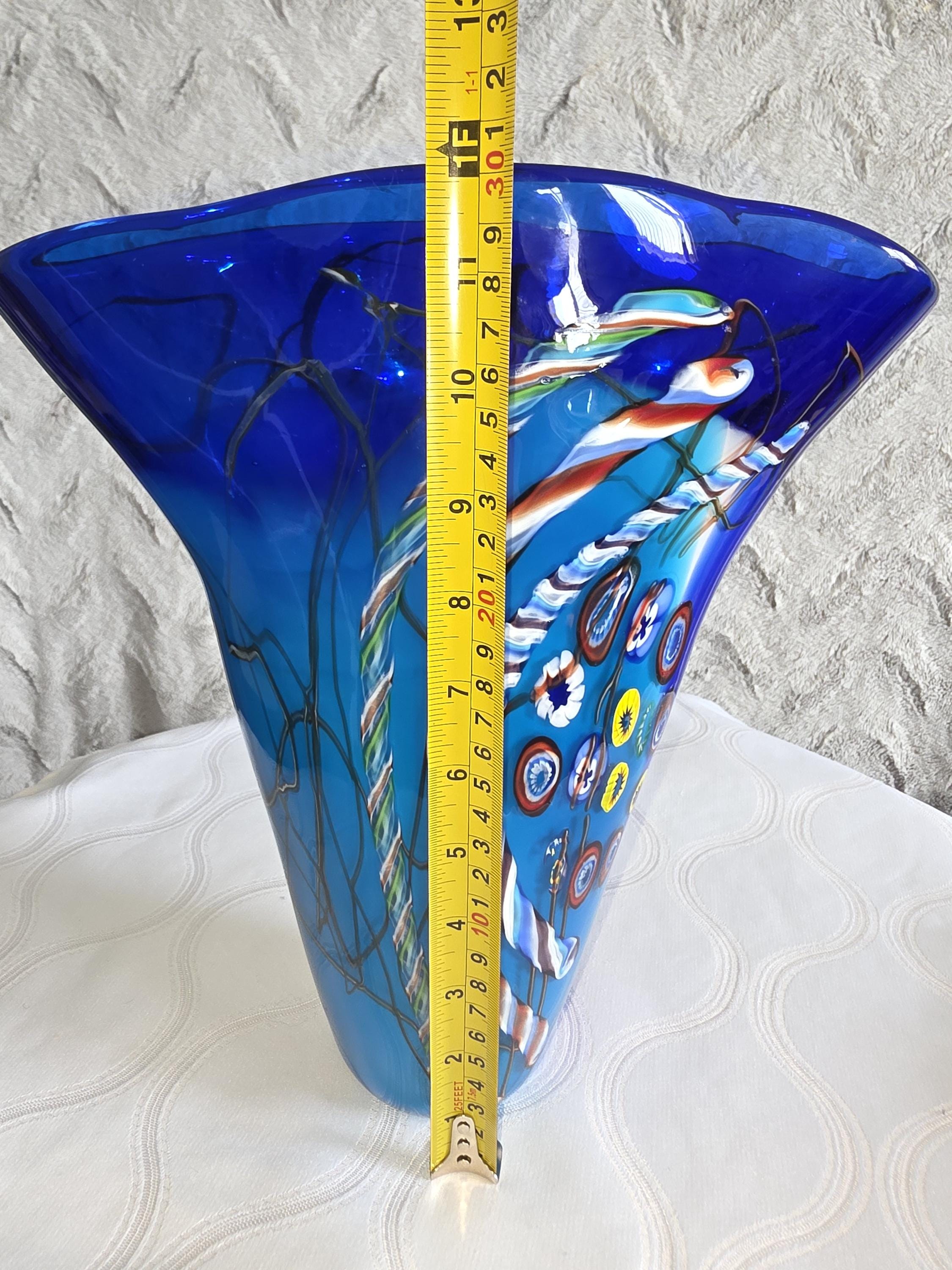 ムラーノ ブルーホワイト ミルフィオリ リボン付き 花瓶 高さ約12.6cm ムラーノ ブルーホワイト ミルフィオリ リボン付き 花瓶 高さ約12.6cm