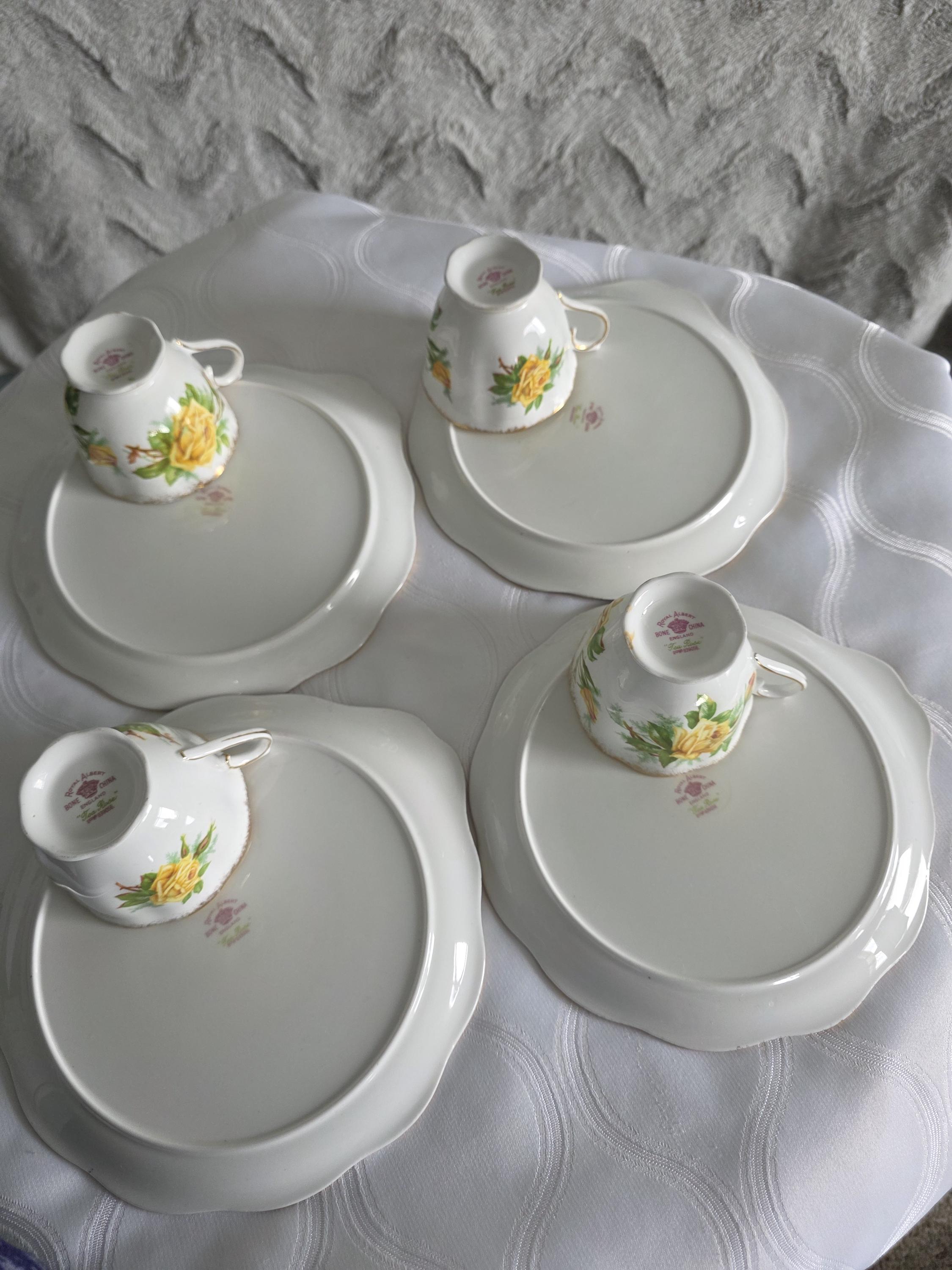 ヴィンテージ ロイヤルアルバート ティーローズ テニスセット（4個