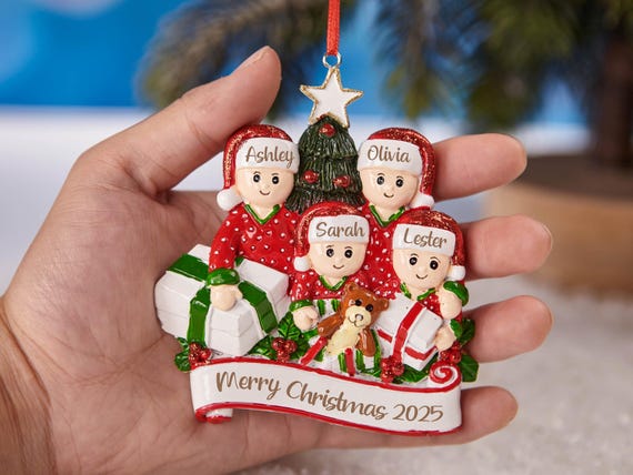 Personalized Christmas Ornament Custom Family Ornament with Name 2025 Christmas Keepsake Christmas Gift For Family Christmas Tree Decor 2025