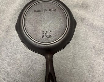 Birmingham Stove Range (BSR) #3 cast iron skillet -Birmingham Stove Range (BSR) #3 cast iron skillet