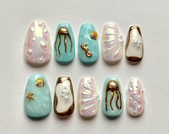 Iriserend strand Druk op nagels Nepnagels parel zeepaardje Zomernagels Kwallennagels Aangepast formaat nagels Trendy nagels 3D-schelp nepnagels