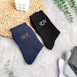 Embroidery Groomsmen Socks for Wedding,Embroidery Initial Wedding Socks,Personalized Embroidered Best Man Sock,Gift for Groomsmen