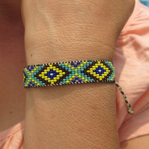 Huichol Native American Inspired Multi-Colored, Light Blue Beaded Bracelet E image 1