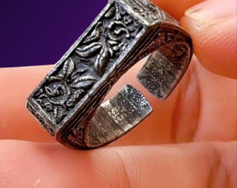 Fanmade  Favor and Protection Ring - Dark Souls Collection – Artisan Fantasy Inspired Souls Game Rings  – Premium 950 Silver Gamer Jewelry