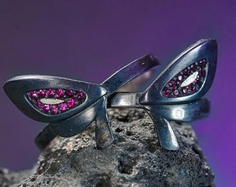 Anillo de mariposa de clavo hecho a mano, anillo de clavo de plata 950 hecho a mano, inspirado en Valorant: joyería de fantasía para jugadores y fanáticos de los FPS.